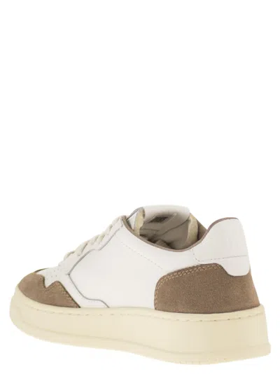 Autry 'medalist' White Low Top Sneakers With Logo Patch On Tongue And Side In Leather Blend Woman