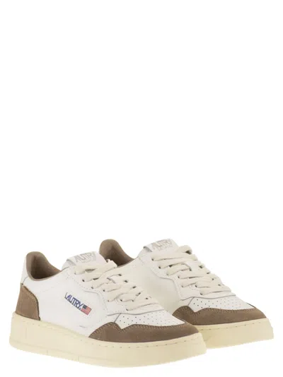 Autry 'medalist' White Low Top Sneakers With Logo Patch On Tongue And Side In Leather Blend Woman