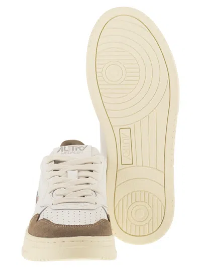 Autry 'medalist' White Low Top Sneakers With Logo Patch On Tongue And Side In Leather Blend Woman