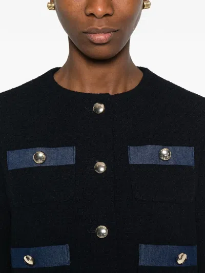 纽扣缀饰粗花呢夹克