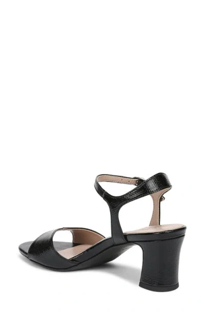 Naturalizer Nyla Sandal In Black