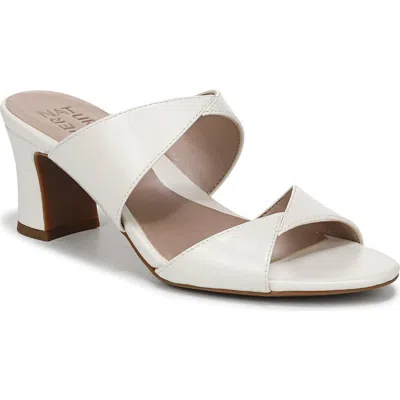 Naturalizer Nessa Slide Sandal In White