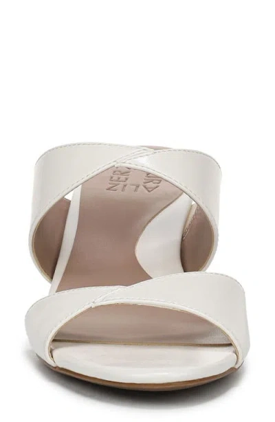 Naturalizer Nessa Slide Sandal In White
