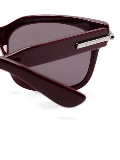 Alexander Mcqueen T-bar Rectangular Sunglasses In Red