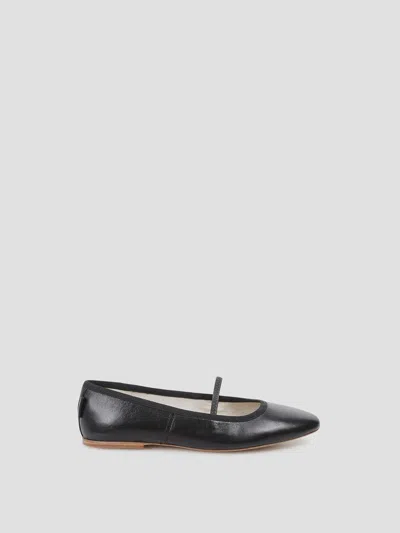 Apc A.p.c. Ballerines Swan In Black