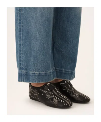 Chloé Low Top Sneakers Pull Tab Round Toe In Black