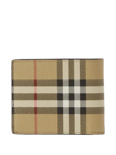 Burberry Checkered Two-fold Wallet In Pink