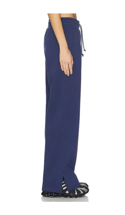 Nike High Waisted Pant In Blue