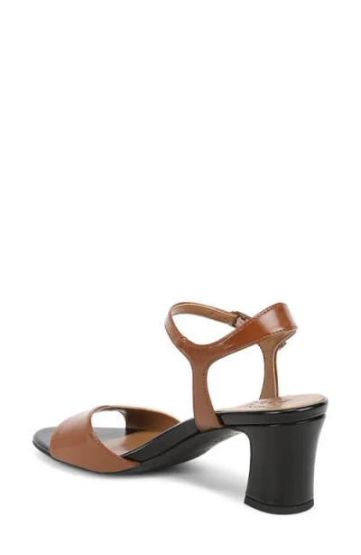 Naturalizer Nyla Sandal In Multi