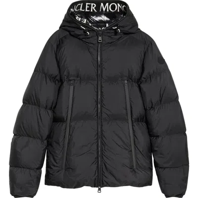 Moncler Montcla Water Repellent Short Hooded Down Jacket In Black