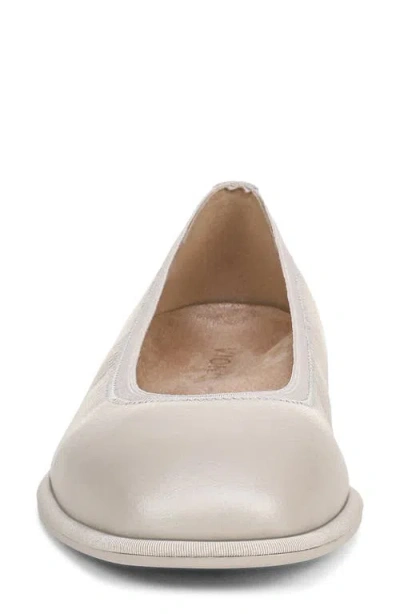 Vionic Caroll 2.0 Flat In Neutral