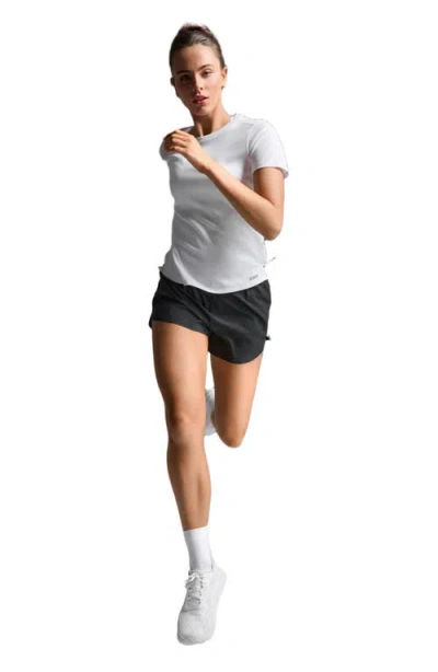 2xu Aero Tee In Blue