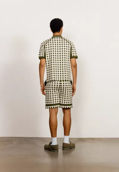 House Of Sunny Putting Short In Green