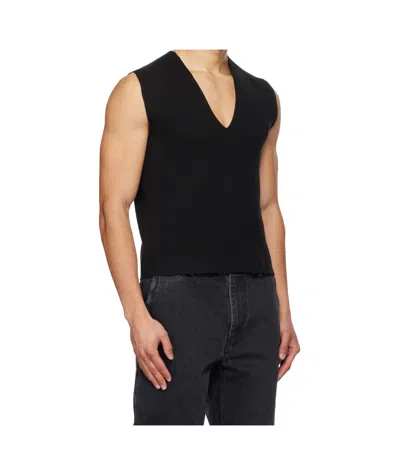 Rier V-neck Vest In Black