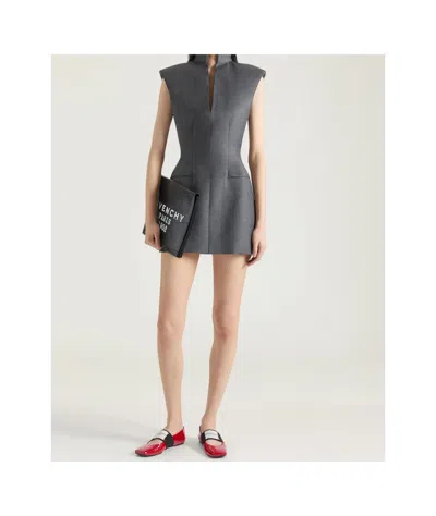 Givenchy Robe Tailleur Sans Manches En Laine In Gray