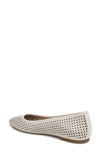 Vionic Orinda Perforated Ballet Flat In Gray