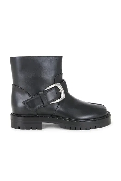Maison Margiela Tabi Buckle-ankle Coutry Boots In Black