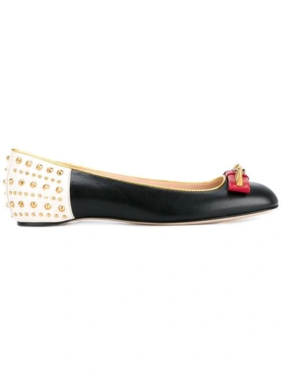 Gucci Studded Leather Ballet Flats In Nero/white