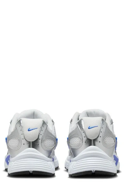 Nike V5 Rnr Sneakers In Multi