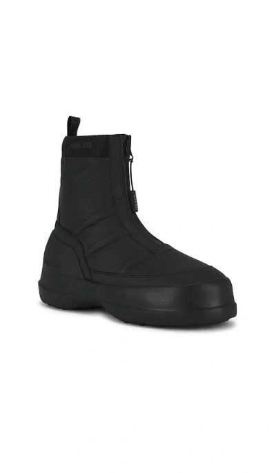 Moon Boot Luna Zip Boot In Black
