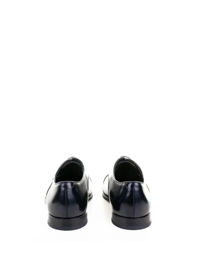 Doucal's Blue Oxford Shoes In Brushed Leather With Toe Cap In Black