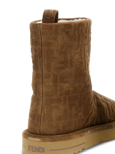 Fendi Stivaletti Apres Chic In Pelle Scamosciata Caramello Donna In Brown