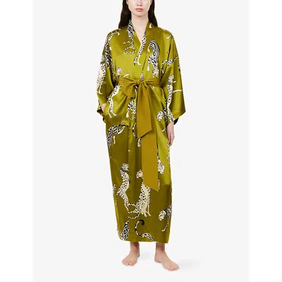 Olivia Von Halle Queenie Chanson Green Leopard Robe In Silk Satin
