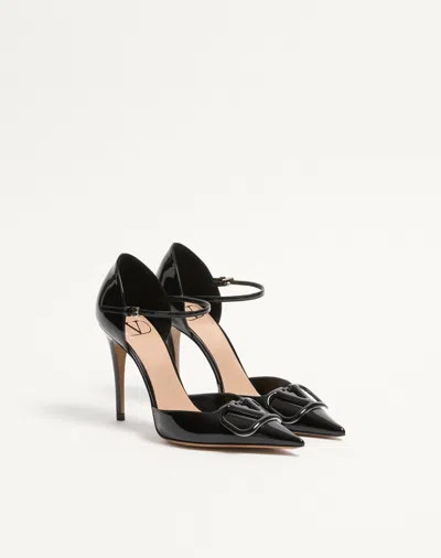 Valentino Signature Patent Leather Pump In Black