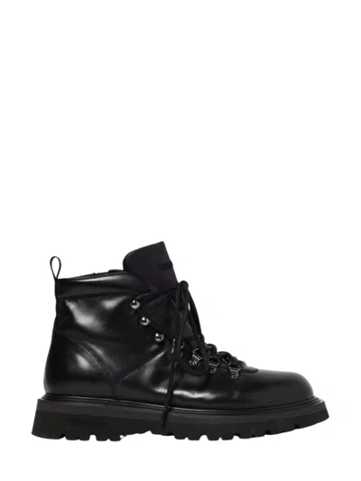 Woolrich Durable Leather Ankle Boots With Lug Sole In Black
