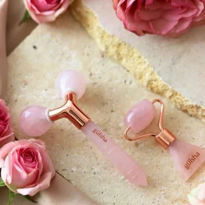 Gulsha Revitalizing Face Roller In Pink