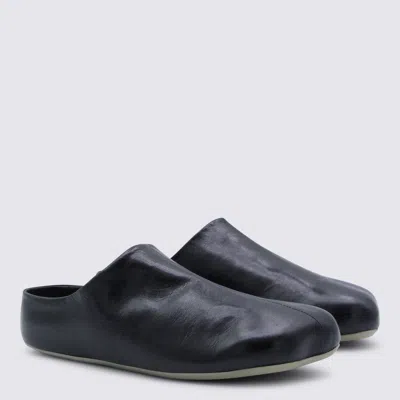 Mm6 Maison Margiela Anatomical Leather Sabot In Black