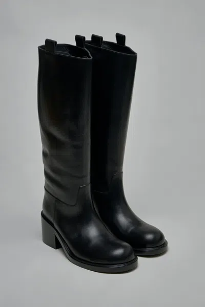 A.f. Vandevorst Leather Iconic Boot In Black