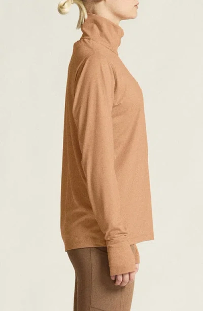 Craft Flow Quarter Zip Pullover In Brown
