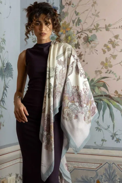 Elizabetta Aurora In Multi