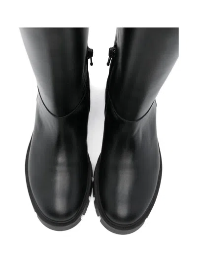 Florens Lug-sole Boots In Black