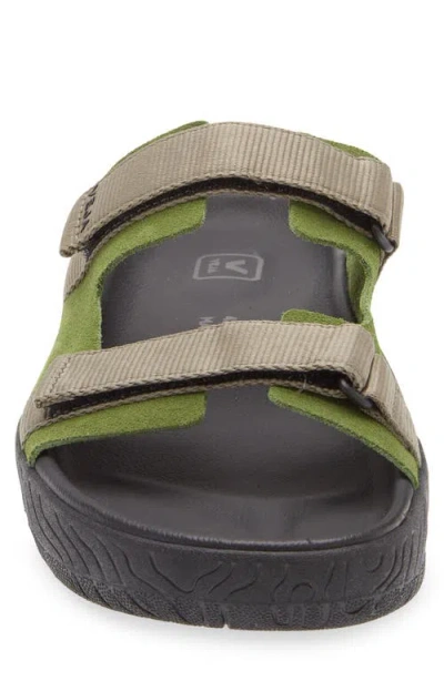 Veja Arpoador Slide Sandal In Green