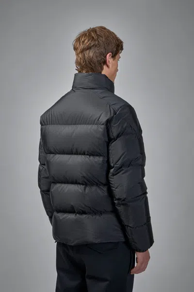 Moncler Virolais Short Down Jacket In Black