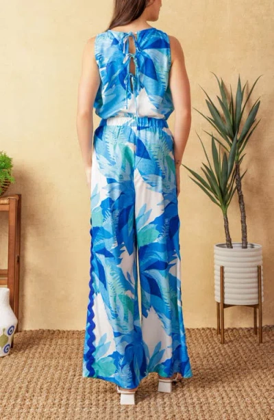 Flying Tomato Printed Woven Pants In Multi