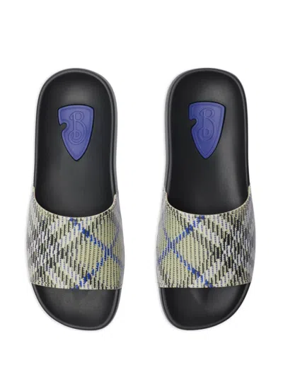 Burberry Patterned Strap Open Toe Rubber Sandals In Gray