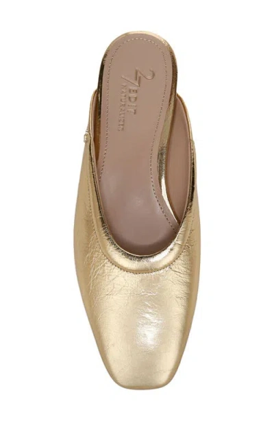 27 Edit Naturalizer Carla Mule In Gold