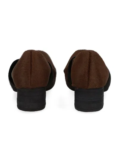 Uma Wang Elasticated-strap Pumps In Brown