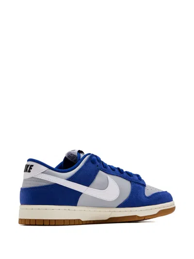 Nike Dunk Low Panelled Sneakers In Blue