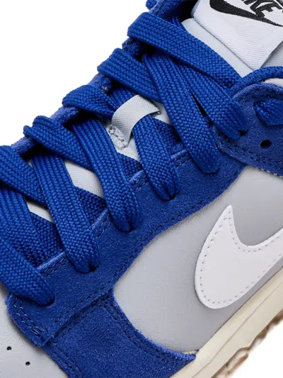 Nike Dunk Low Panelled Sneakers In Blue