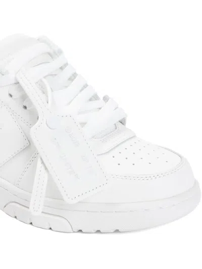 Off-white Monochromatic Leather Sneakers With Textured Sole In White