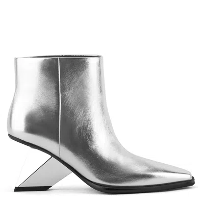 United Nude Rockit Pull On Bootie In Silver