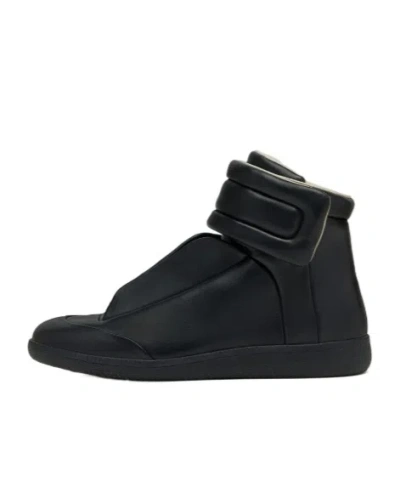 Maison Margiela Future Low Sneakers Ankle Length Rubber Sole In Black