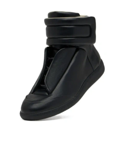 Maison Margiela Future Low Sneakers Ankle Length Rubber Sole In Black