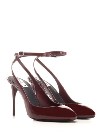 Alaïa Rounded Toe Sling Back Pumps Bordeaux In Burgundy