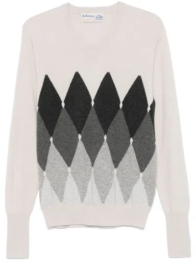 Ballantyne V Neck Pullover In Gray