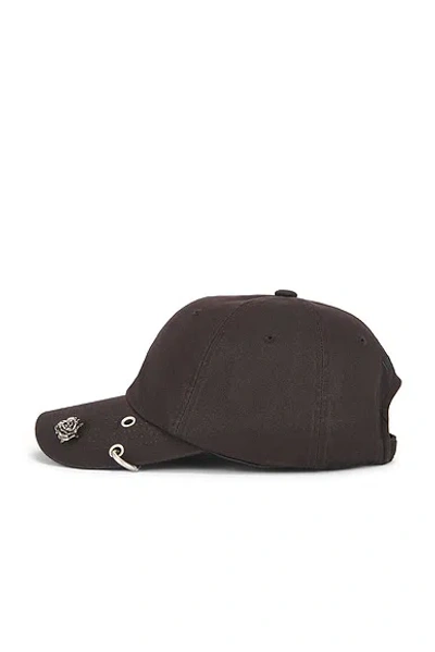 We11 Done Spike Rose Cap In Black